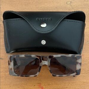 SHEIN Brown Tortoise Square Sunglasses with Black Case